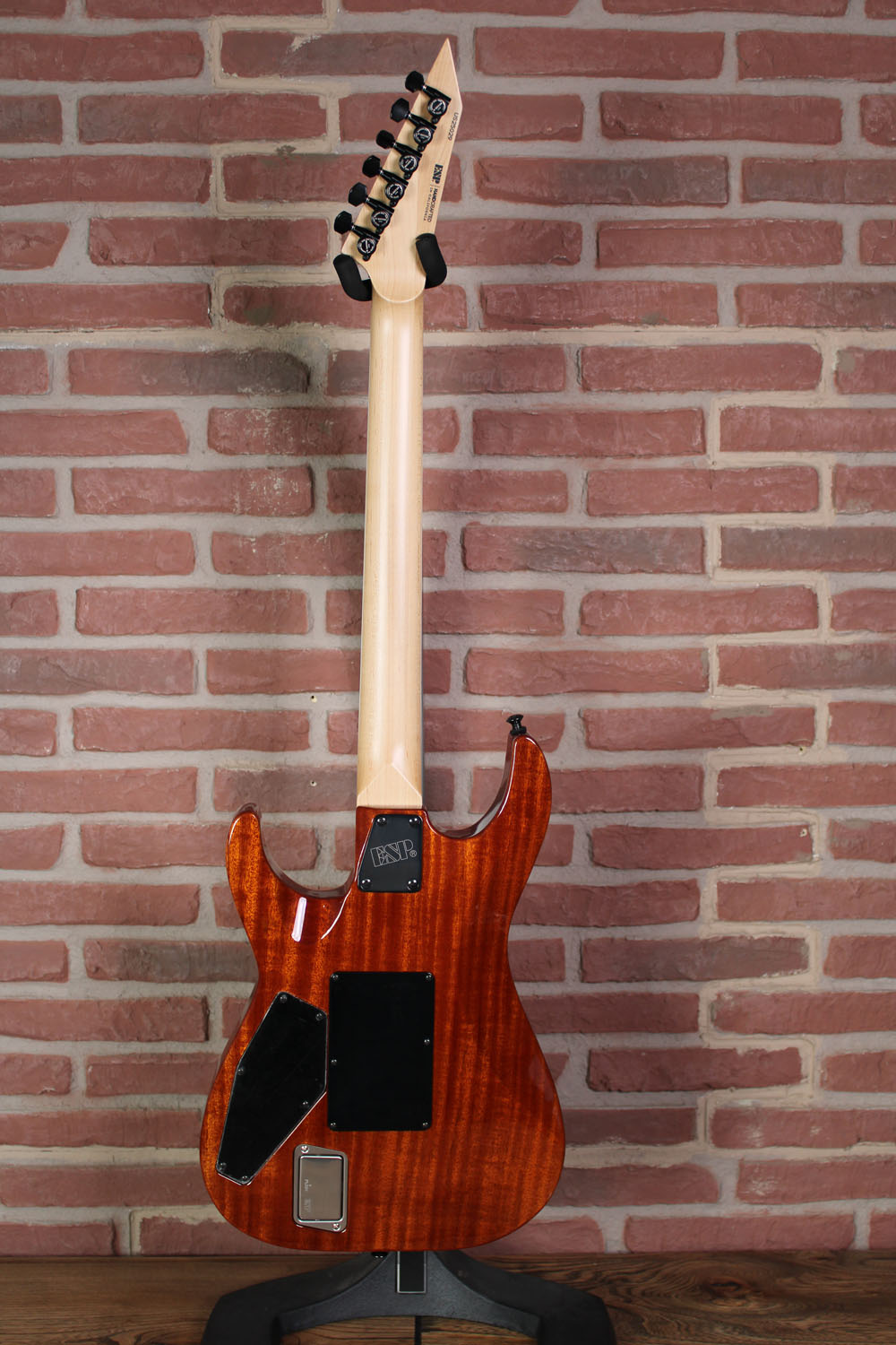 USA M-I FR-DLX EMG FM  Blood Moon